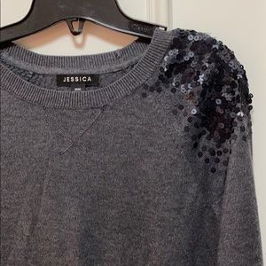 Knit sweater with sequins
